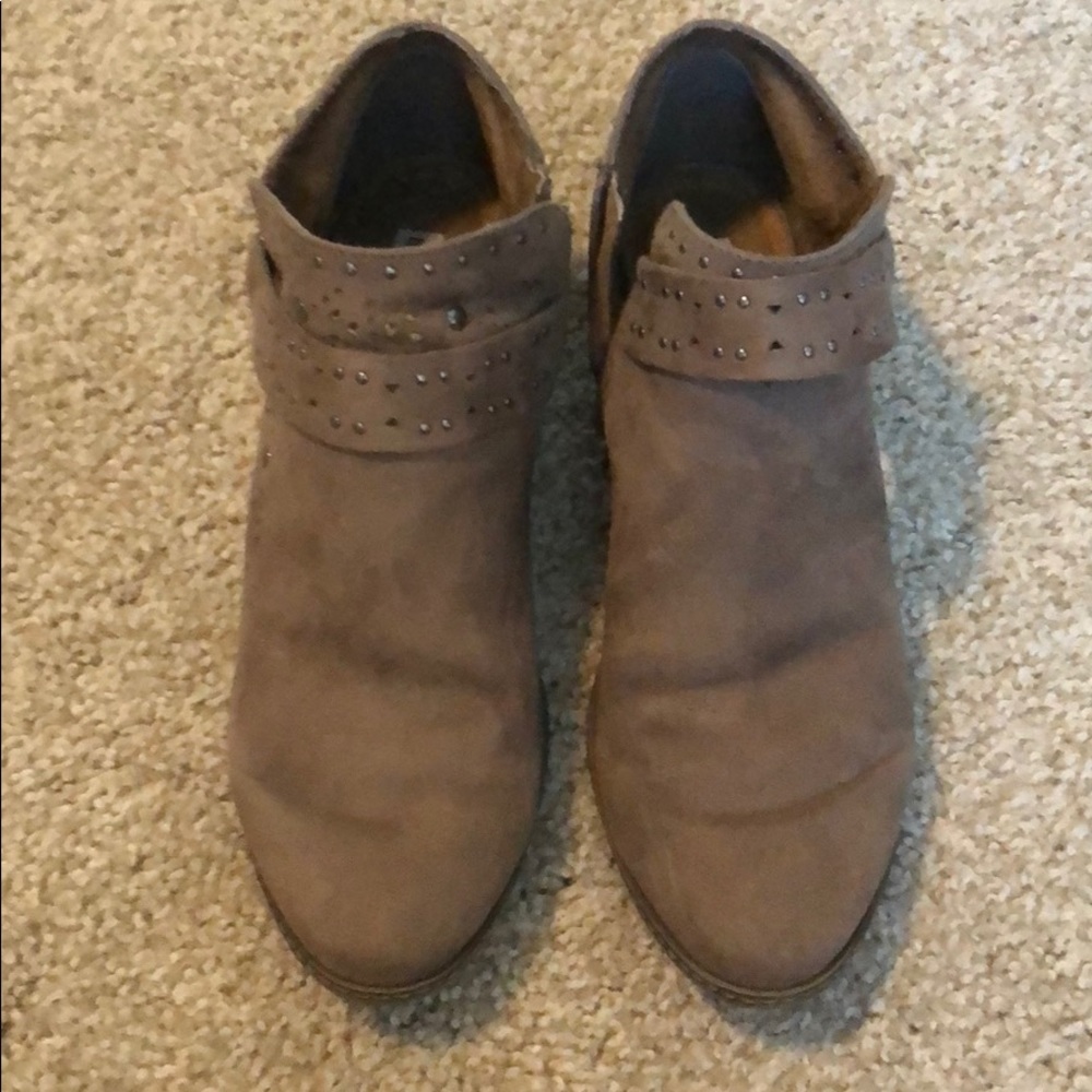 Ankle boots